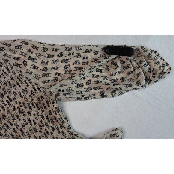 Sunny Leigh Womenβs Smocked Tunic Top Size XL Black Chair Print LS Semi Sheer - Picture 14 of 16